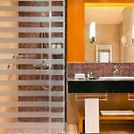 Ξενοδοχείο Four Points By Sheraton And Conference Center Κεσκεμέτ