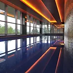 Four Points By Sheraton And Conference Center 4*