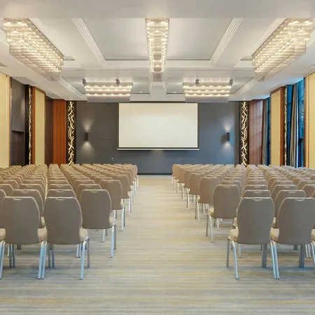 Hotel Four Points By Sheraton And Conference Center 4*