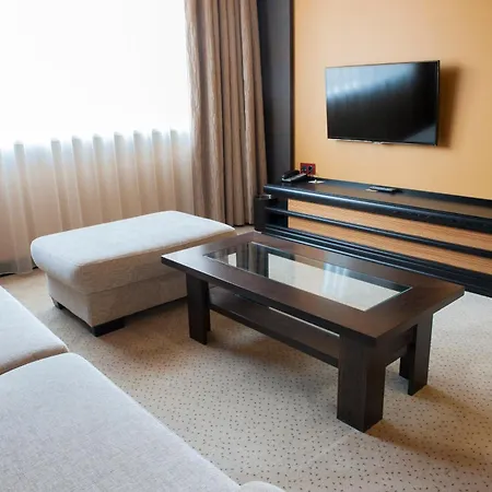 Four Points By Sheraton And Conference Center 4*