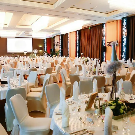 Four Points By Sheraton And Conference Center