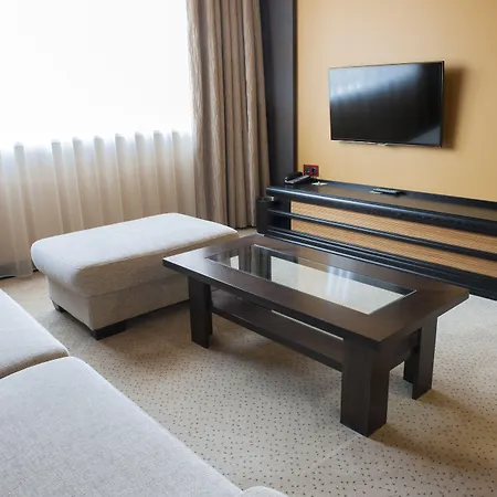 Four Points By Sheraton And Conference Center