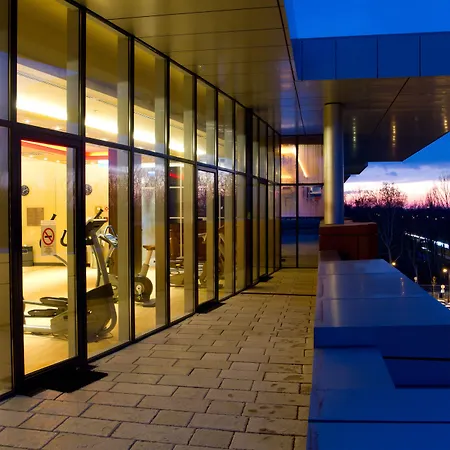 Hotel Four Points By Sheraton And Conference Center