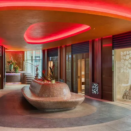Hotel Four Points By Sheraton And Conference Center 4*
