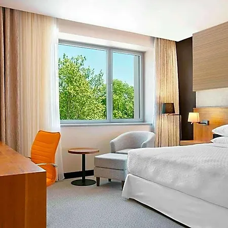 Otel Four Points By Sheraton And Conference Center Keşkemet