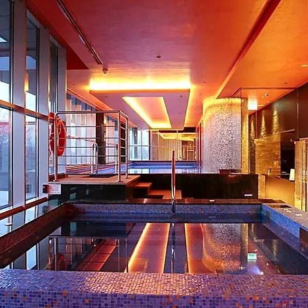 Otel Four Points By Sheraton And Conference Center 4*