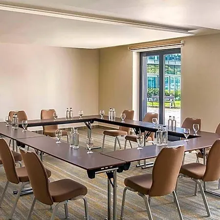 Otel Four Points By Sheraton And Conference Center