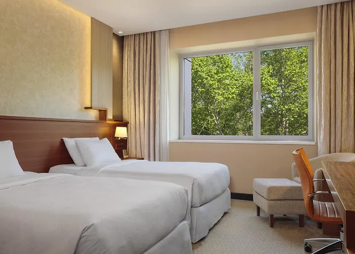 Szálloda Four Points By Sheraton And Conference Center 4*