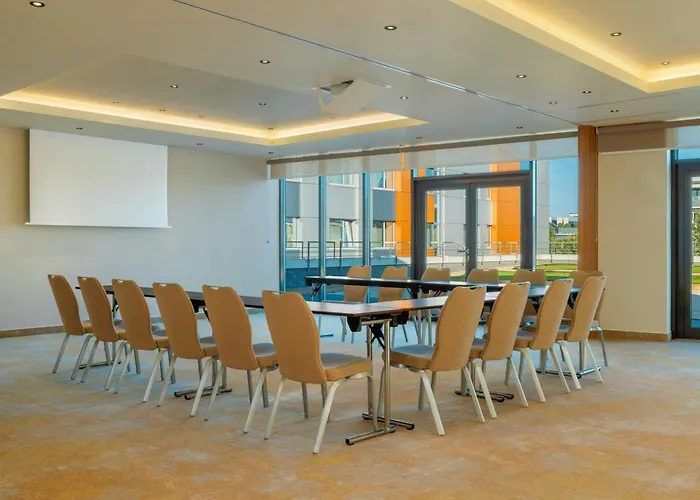 Four Points By Sheraton And Conference Center