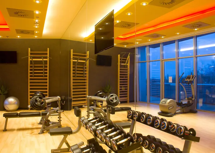 Four Points By Sheraton And Conference Center Hotel