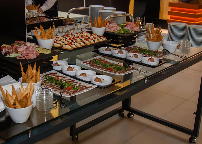 Four Points By Sheraton And Conference Center 4*