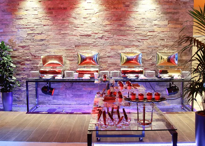 Four Points By Sheraton And Conference Center Hotel