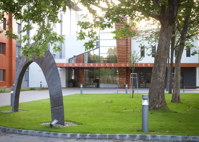 Four Points By Sheraton And Conference Center Szálloda 4*
